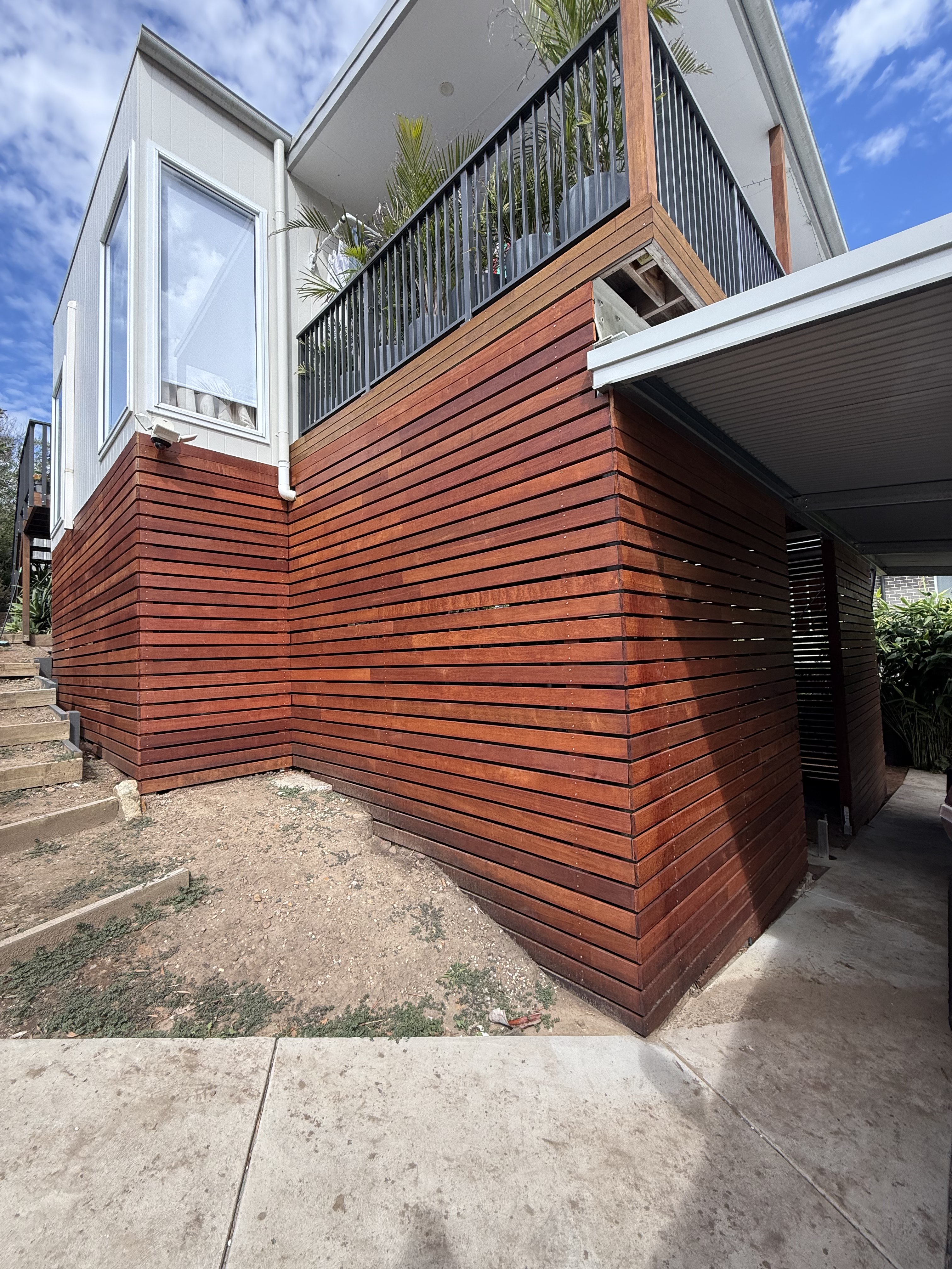 Spotted gum cladding — that stain though 🔥